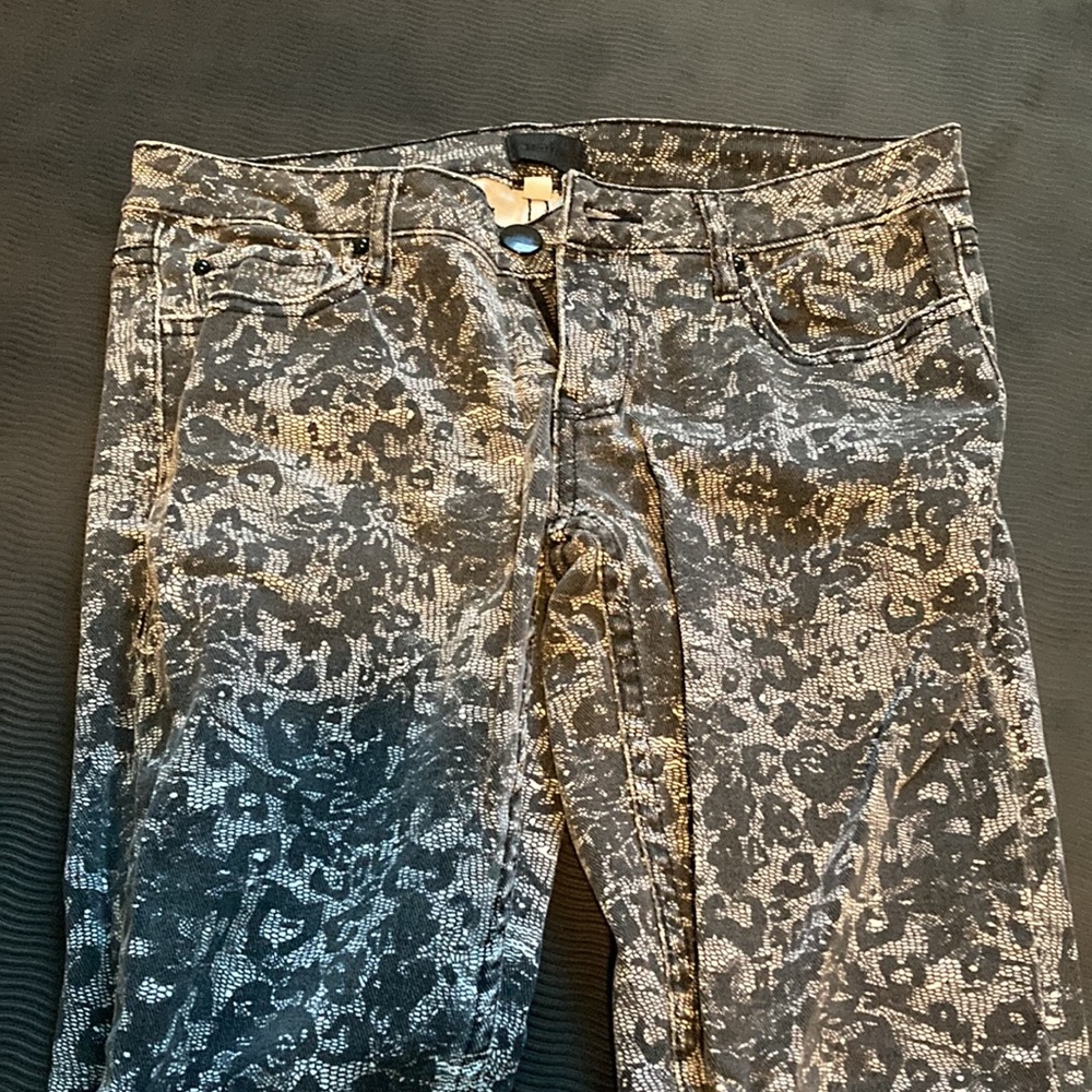 🩷✅Bebe printed jeans